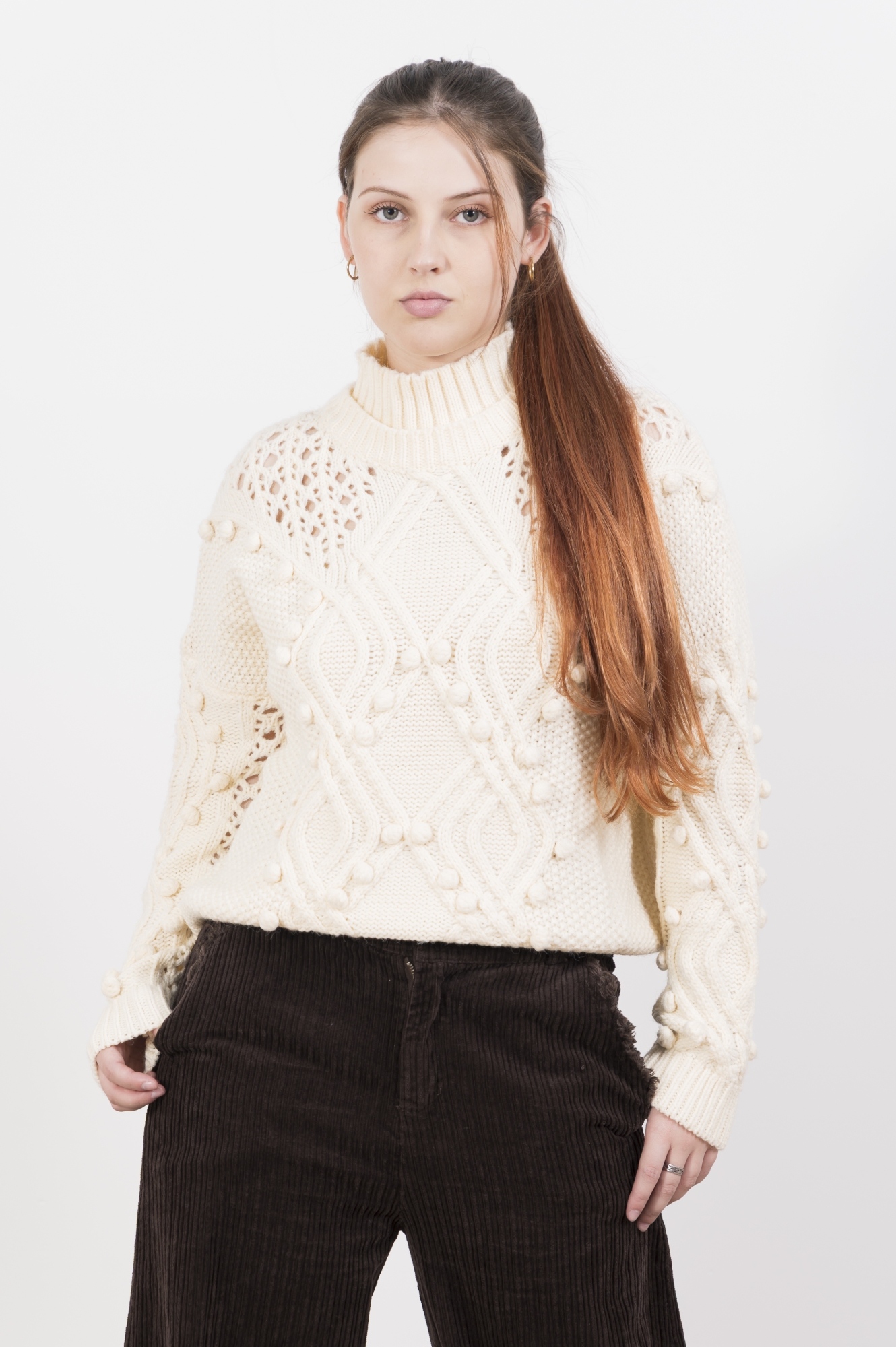 Sweater pom pom