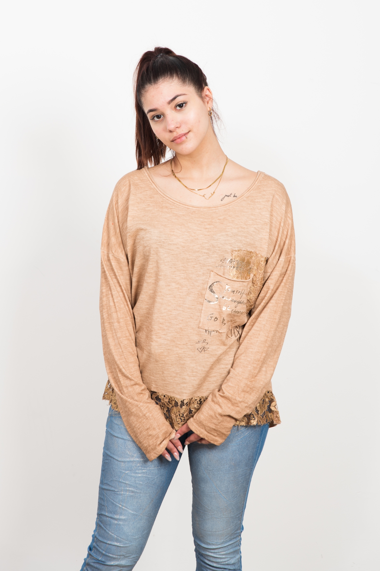 Blusa hebra dorada